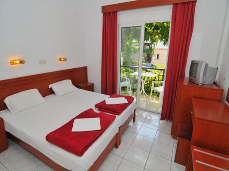 Chrissafis Hotel Panagia  Buitenkant foto