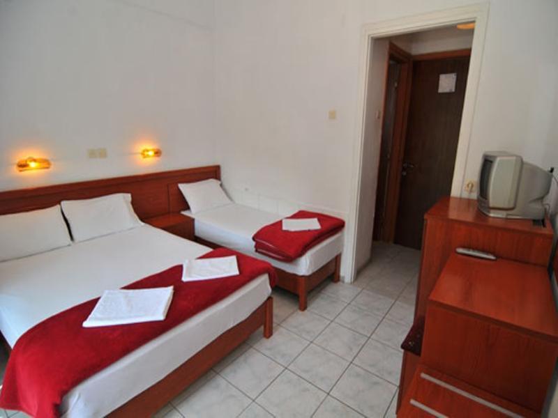Chrissafis Hotel Panagia  Buitenkant foto