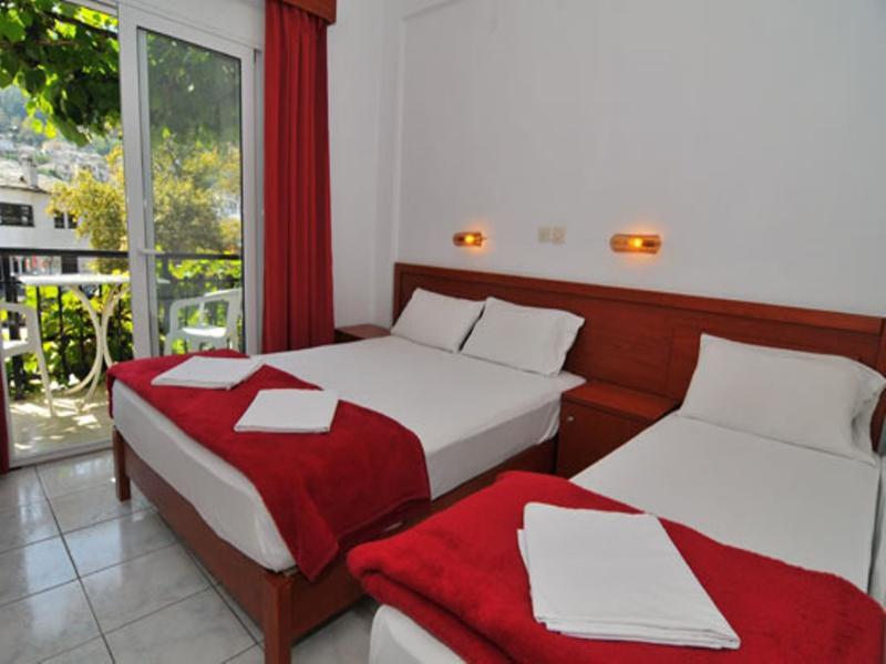 Chrissafis Hotel Panagia  Buitenkant foto